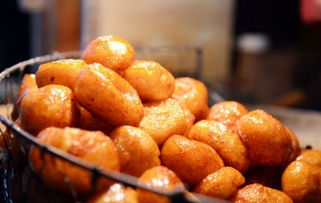 理念與糖油粑粑學(xué) 探索正宗長沙糖油粑粑培訓(xùn)與餐飲管理